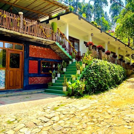 Hotel Blissful Haven Ella Esterno foto