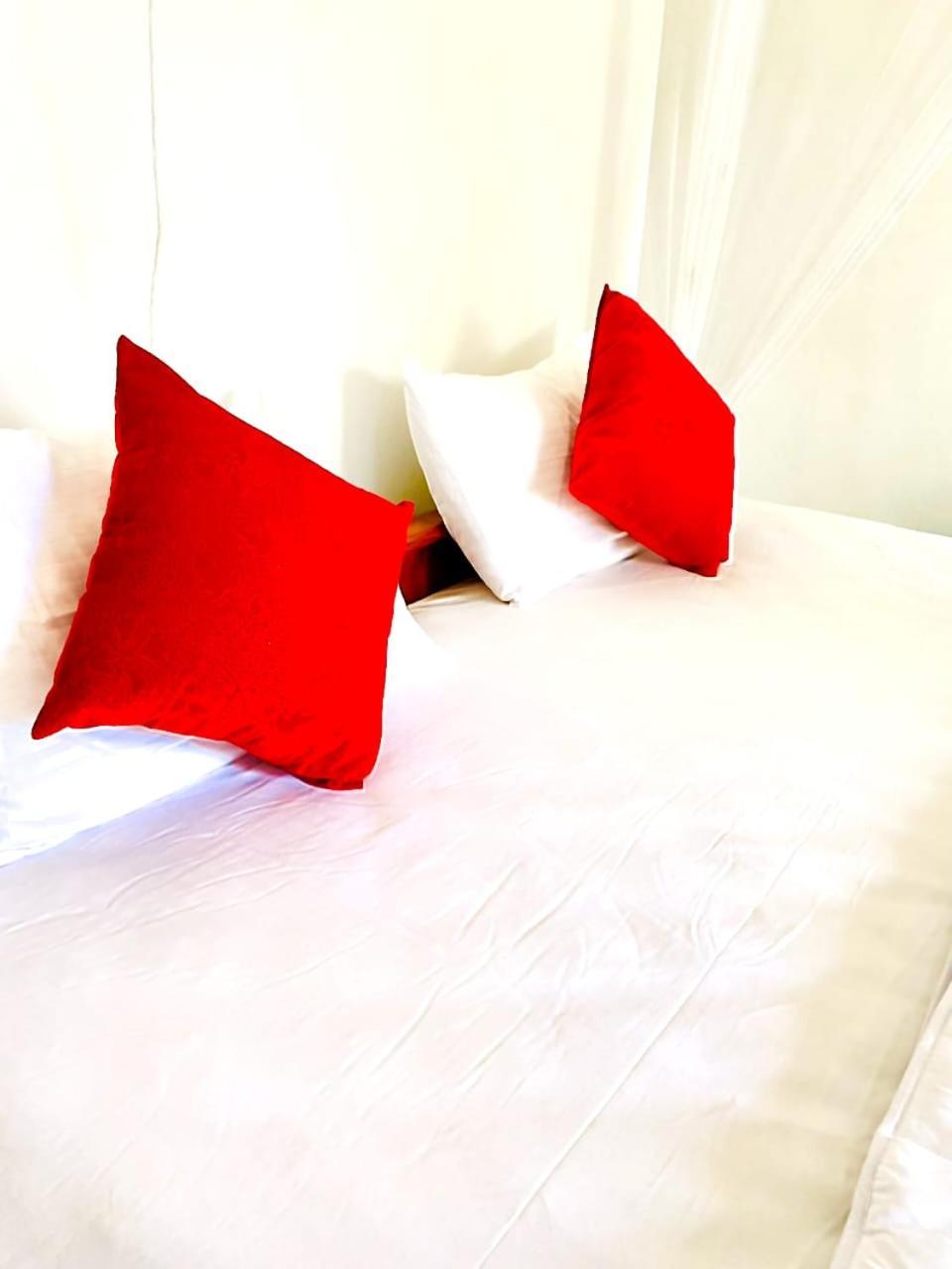Hotel Blissful Haven Ella Esterno foto