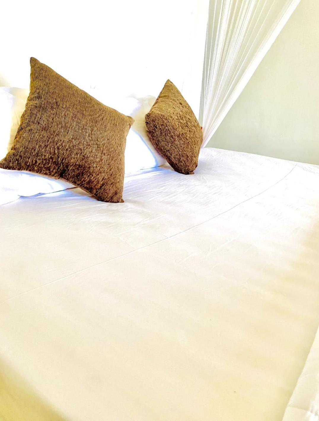 Hotel Blissful Haven Ella Esterno foto